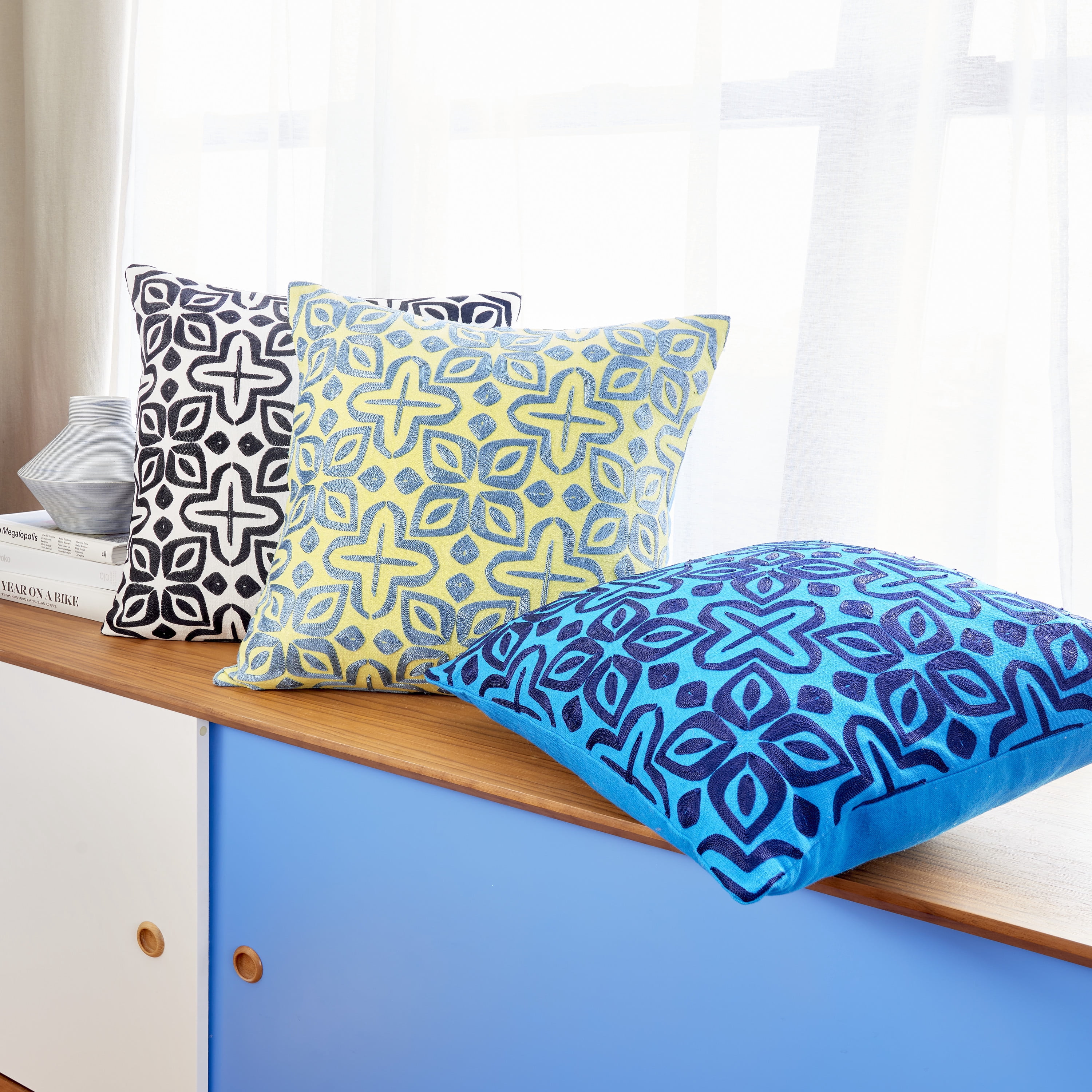 Rochelle Porter Beauty Decorative Square Pillow, Throw, Peacock, Blue, Cotton , Polyfill, 20"x20", 1 Count