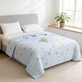 thumbnail image 5 of Yhmxh Edredón ligero de verano con estampado de tréboles, 150 x 198 cm, manta suave, transpirable y refrescante, lavable a máquina, edredón para todas las estaciones para cama, sofá, habitaciones c, 5 of 5