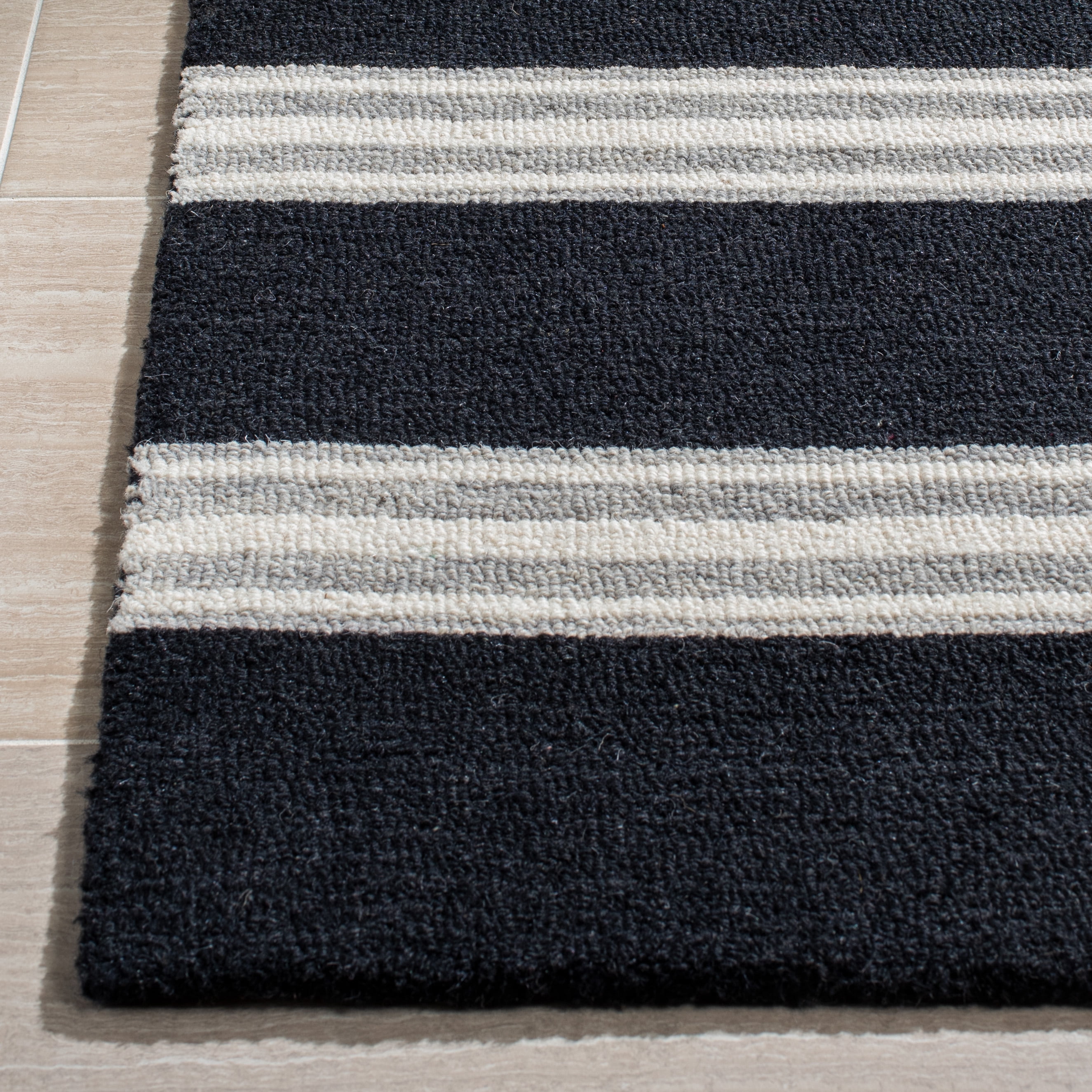 Safavieh Metro Darion Striped Area Rug, Black/Ivory, 4' x 6'
