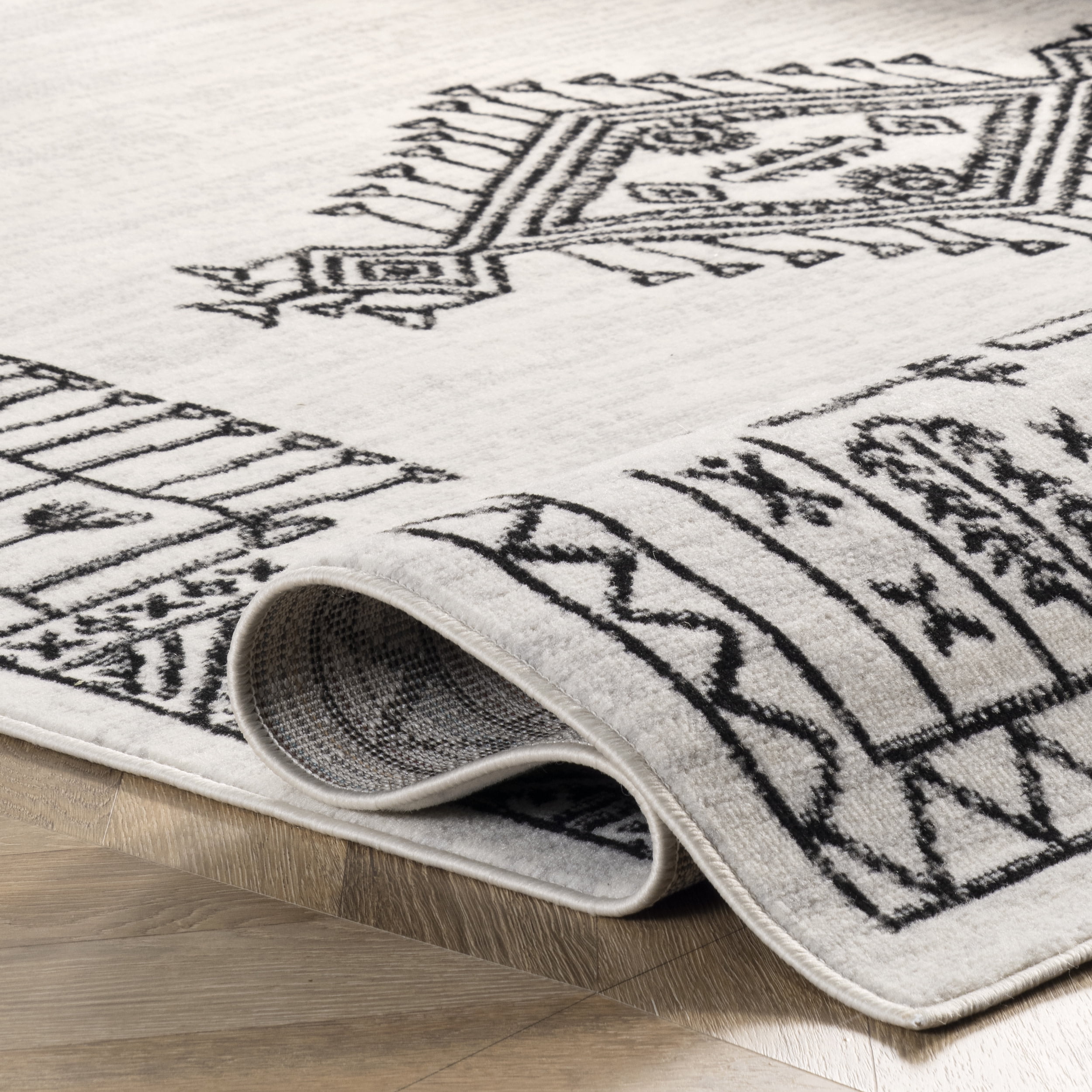 nuLOOM Carey Global Inspired Motif Area Rug, 8' 10" x 12', Beige