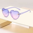 thumbnail image 3 of Gafas de sol infantiles con forma de corazón, bonitas y modernas, 400, aptas para la playa y actividades al aire libre, 3 of 3