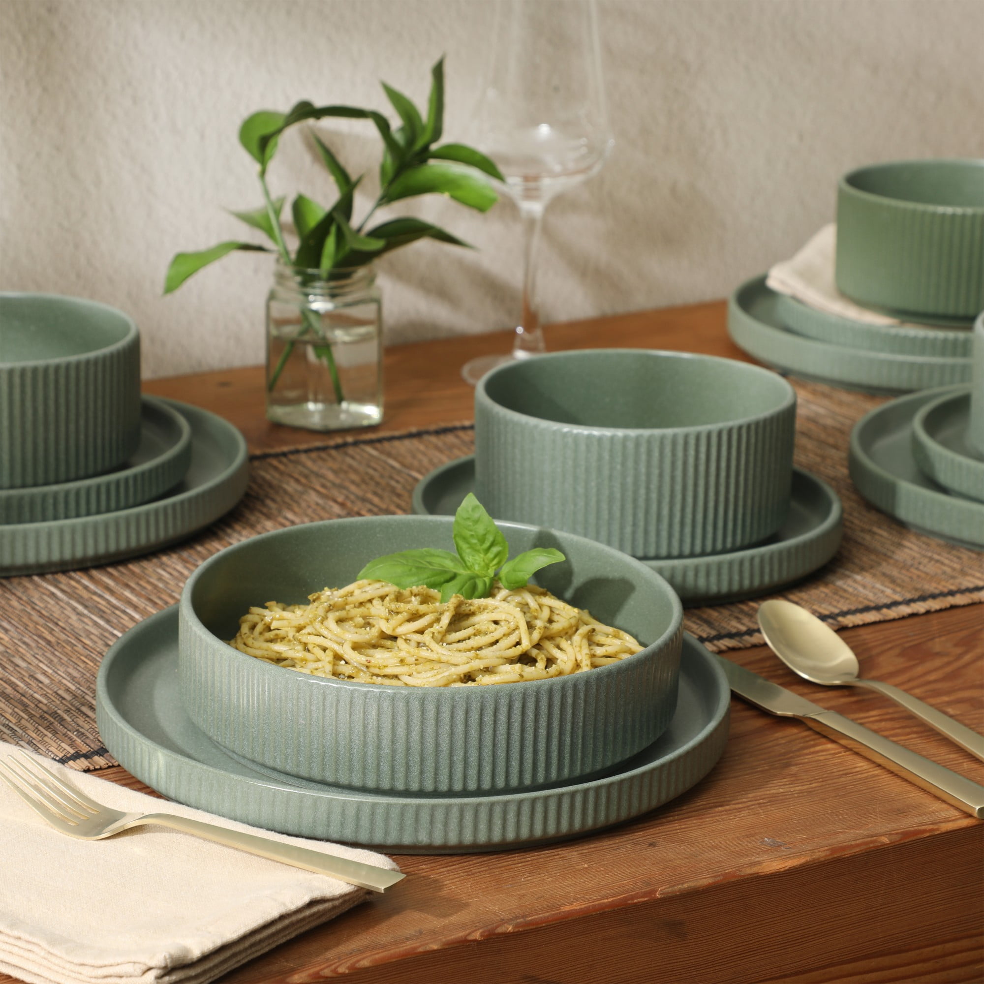 Gibson Elite Deerfield 16-Piece Stoneware Dinnerware Set – Stackable Plates and Bowls, Reactive Glaze Finish, Service for 4 - Matte Green