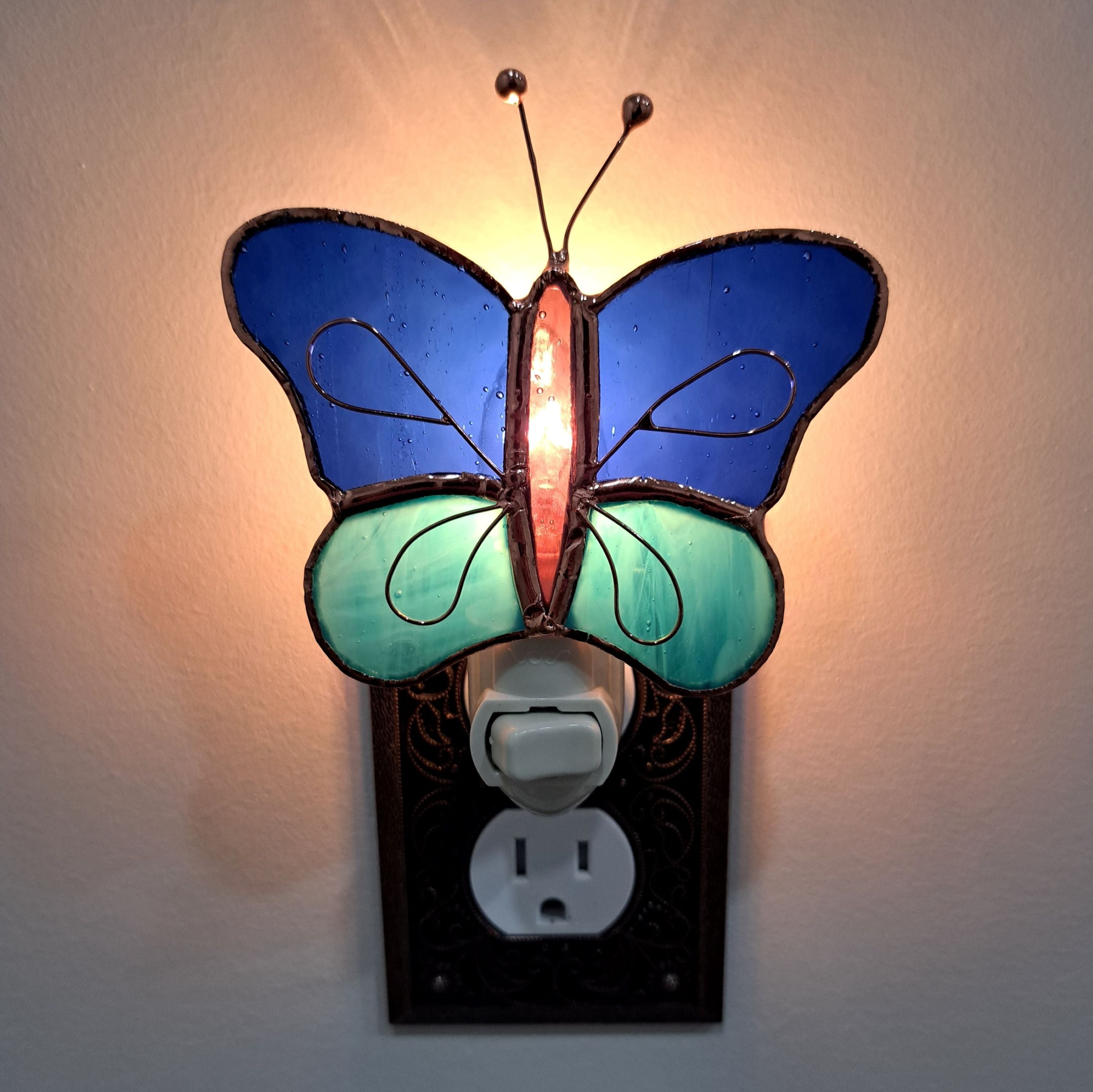 Gift Essentials Butterfly Night Light - Thumbnail 4