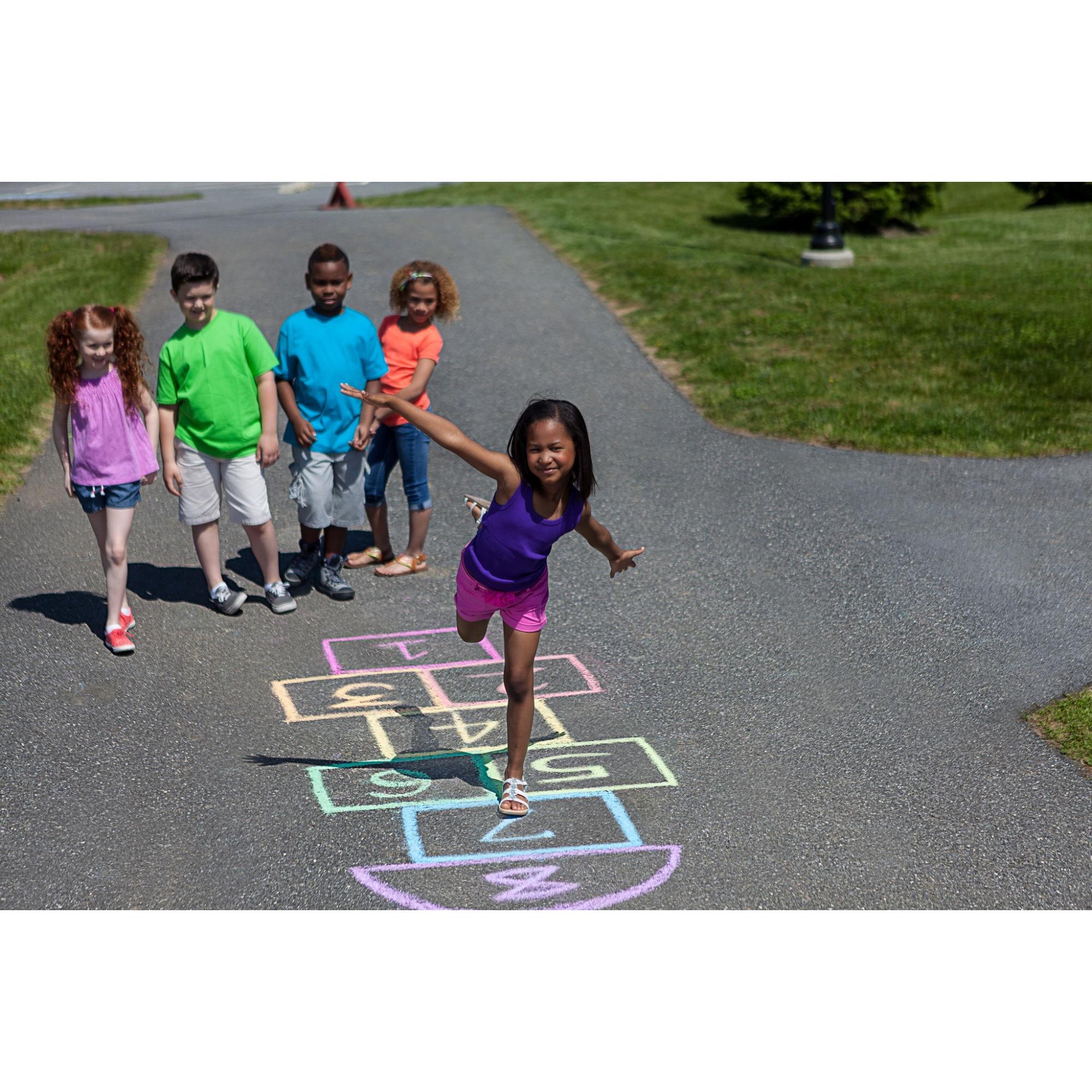 Crayola Washable Sidewalk Chalk Set, 48-Colors - image 5 of 9