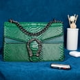 thumbnail image 4 of Bolso bandolera Aiqudou de cuero verde con estampado de serpiente para mujer, 4 of 7