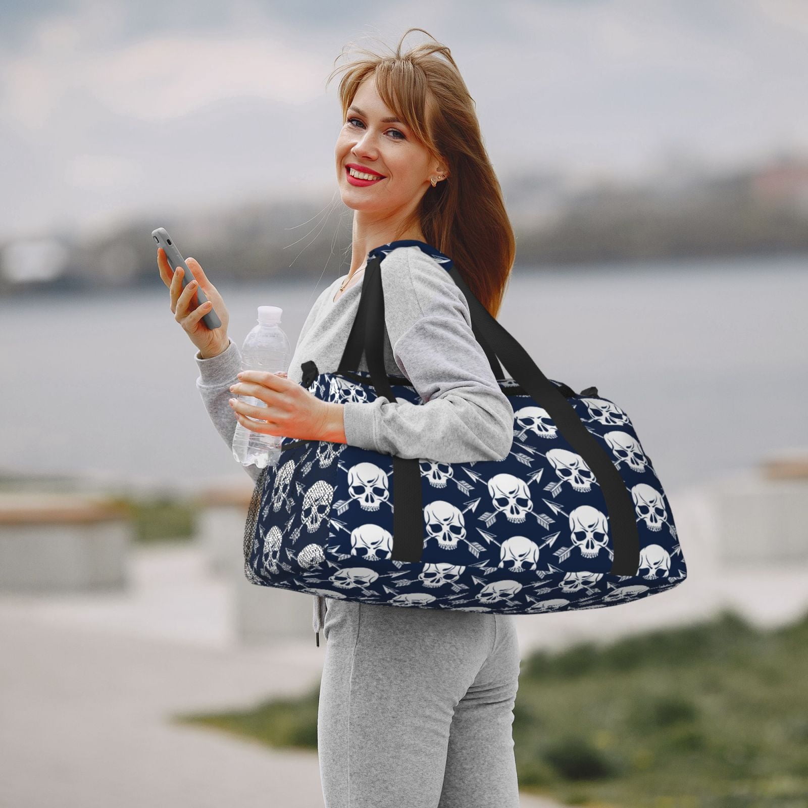 Fuzoiu white arrow Skull Print Travel Duffle Bag,Carry On Tote Bags,Duffel Bag,Sport Gym Bag, Hospital Bag for Labor and Delivery, Overnight Bag,Luggage Bag