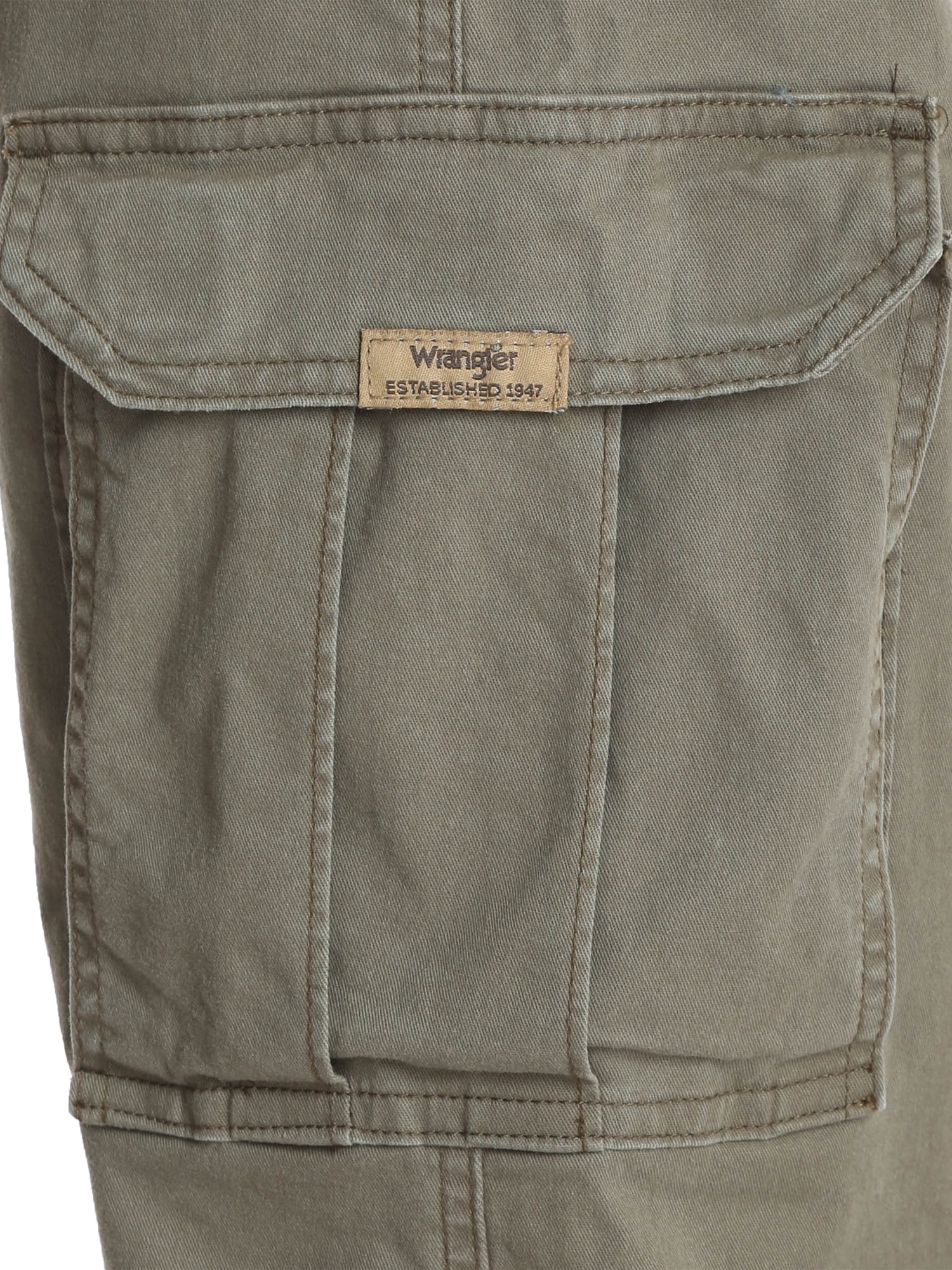 Wrangler Men's Comfort Solution Series Expandable Flex Waistband Cargo Pant  - Walmart.com