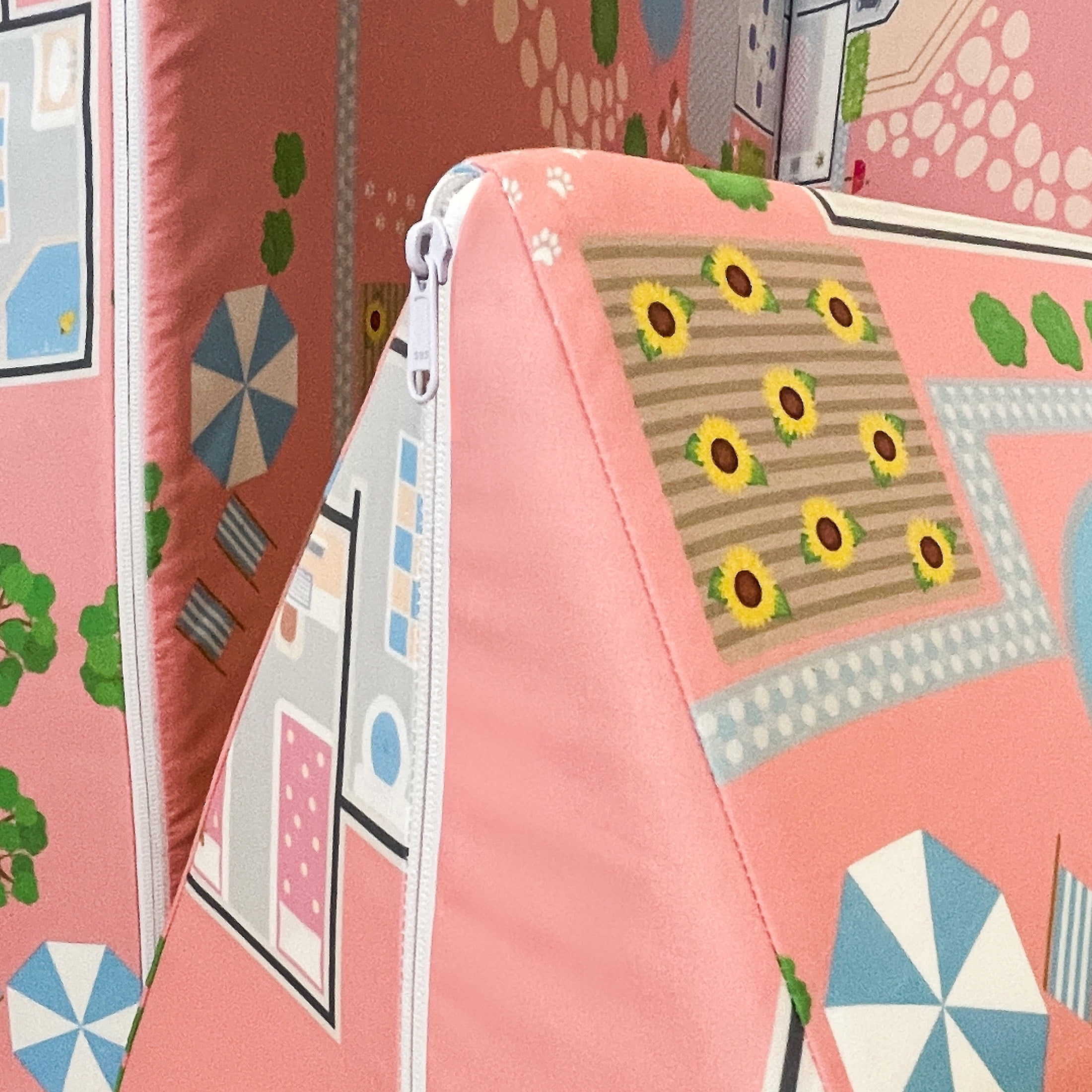 Imaginarium Kids and Toddler Play Couch, Doll House