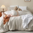 thumbnail image 1 of Juego de edredón Bedsure, tamaño king, reversible, beige, 3 piezas, 1 of 7