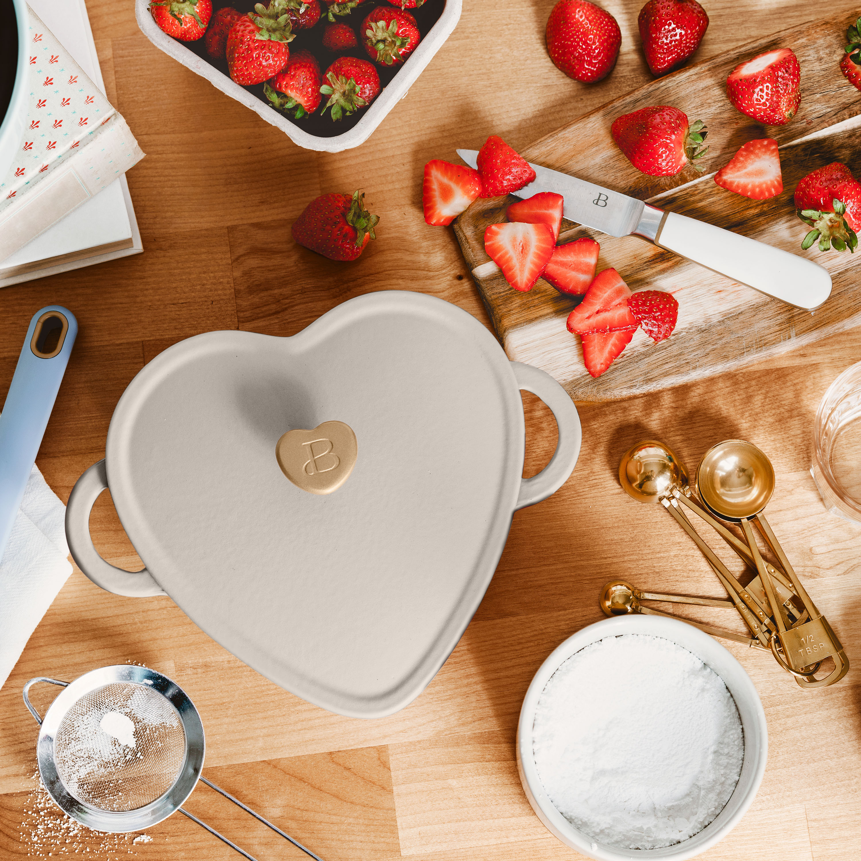 Beautiful by Drew Barrymore 2-Quart Heart Dutch Oven photo 7