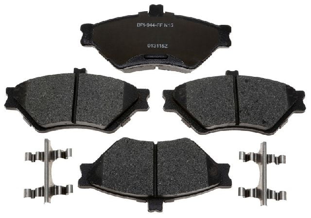 LINCOLN TOWN CAR 1995-1997 FRONT DISC BRAKE PADS