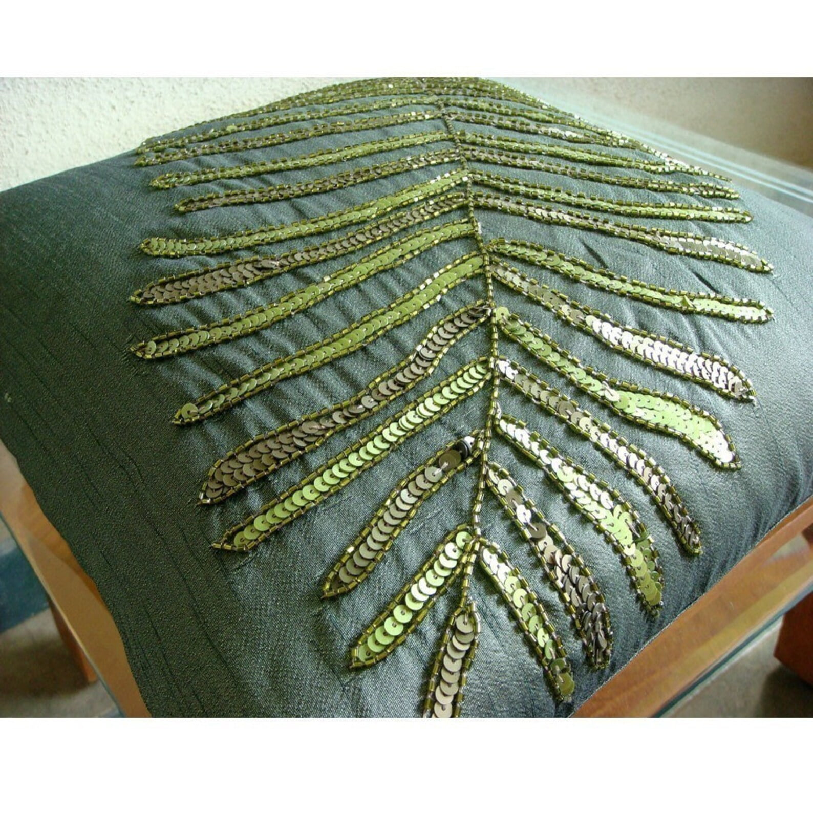Pillow Covers, Dark Green Pillows Cover, Leaf Sequins & Beaded Pillows Cover, Throw Pillow Covers 18x18 inch (45x45 cm), Square Silk Pillows Covers, Floral, Tropical - Floating Leaf