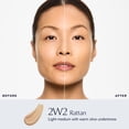 thumbnail image 2 of Base Estée Lauder Double Wear Stay-in-Place, 30 ml, 2 of 9