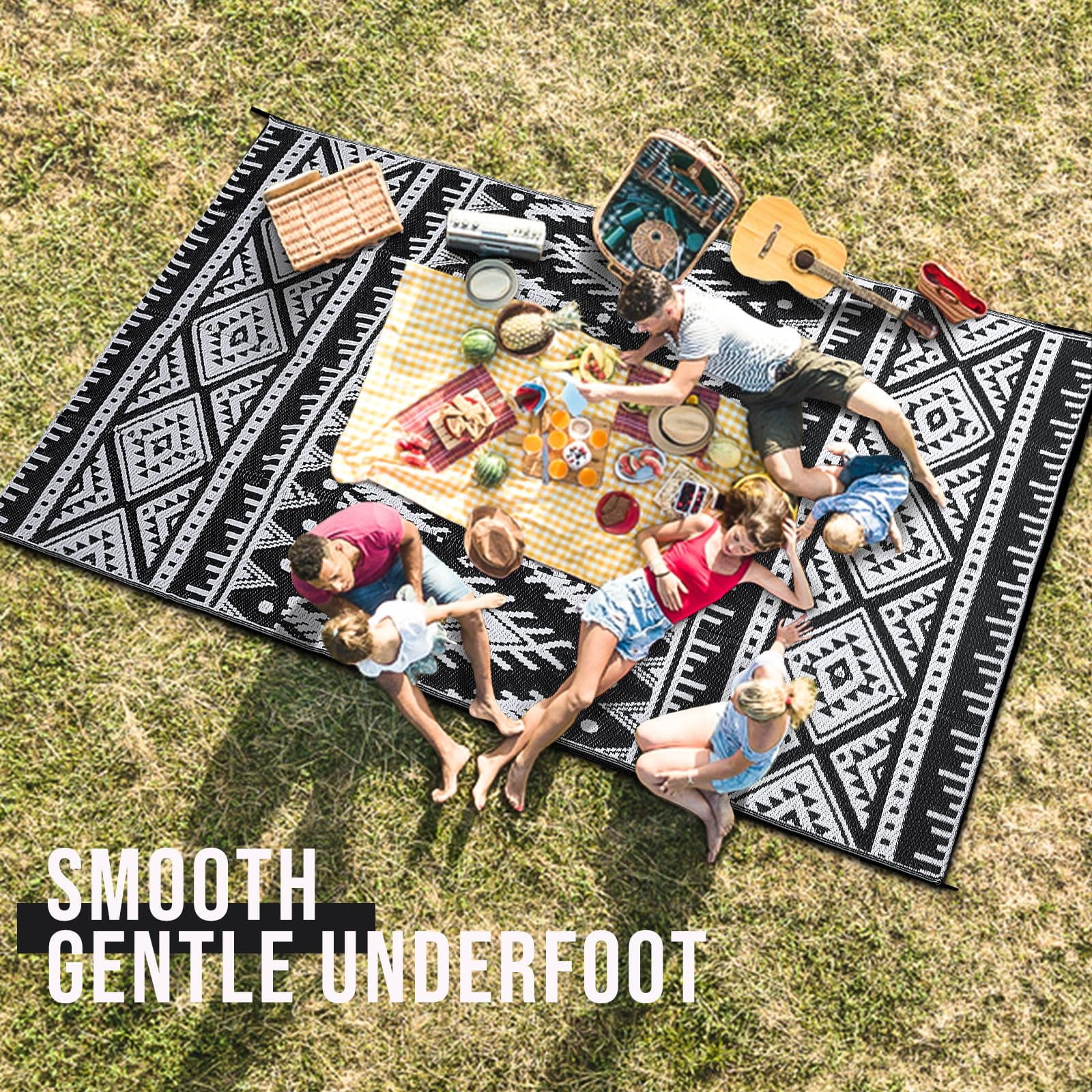 Smiry Outdoor Rugs 8'X10', Waterproof Plastic Outdoor Mat, Reversible Outdoor Carpet for Patio, RV Camping, Porch, Black & White