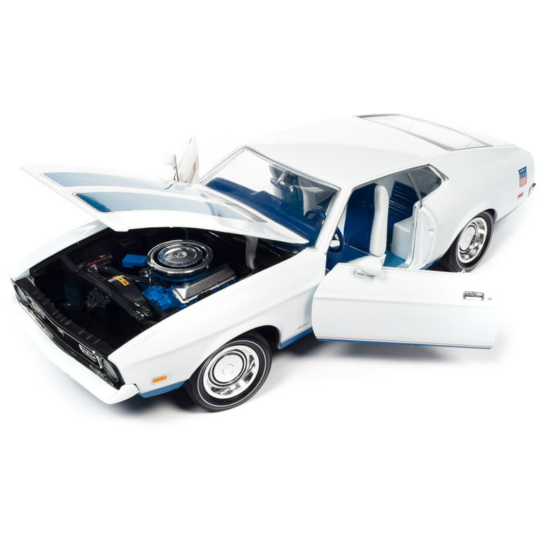 AMERICAN MUSCLE 1969 MUSTANG GT 2+2 1:18 SCALE DIECAST