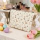 thumbnail image 3 of Pequeña Bolsa de Maquillaje para Bolsa Bolsa de Almacenamiento Impresa Multifuncional de Doble Cara 25 × 17 × 6 cm Bolsa de aseo de Conejo de Pascua Bolsa de Moneda Adecuada para Regalos de Pascua, 3 of 6