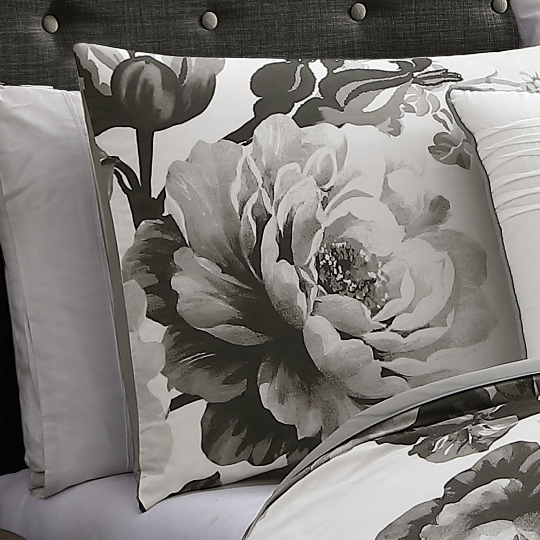 Details about   Riverbrook Home Ridgely Comforter Set King Black/Gray Set of 7 