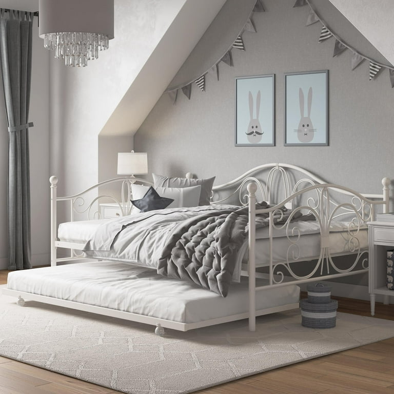 Bombay Twin Metal Daybed and Twin Size Trundle