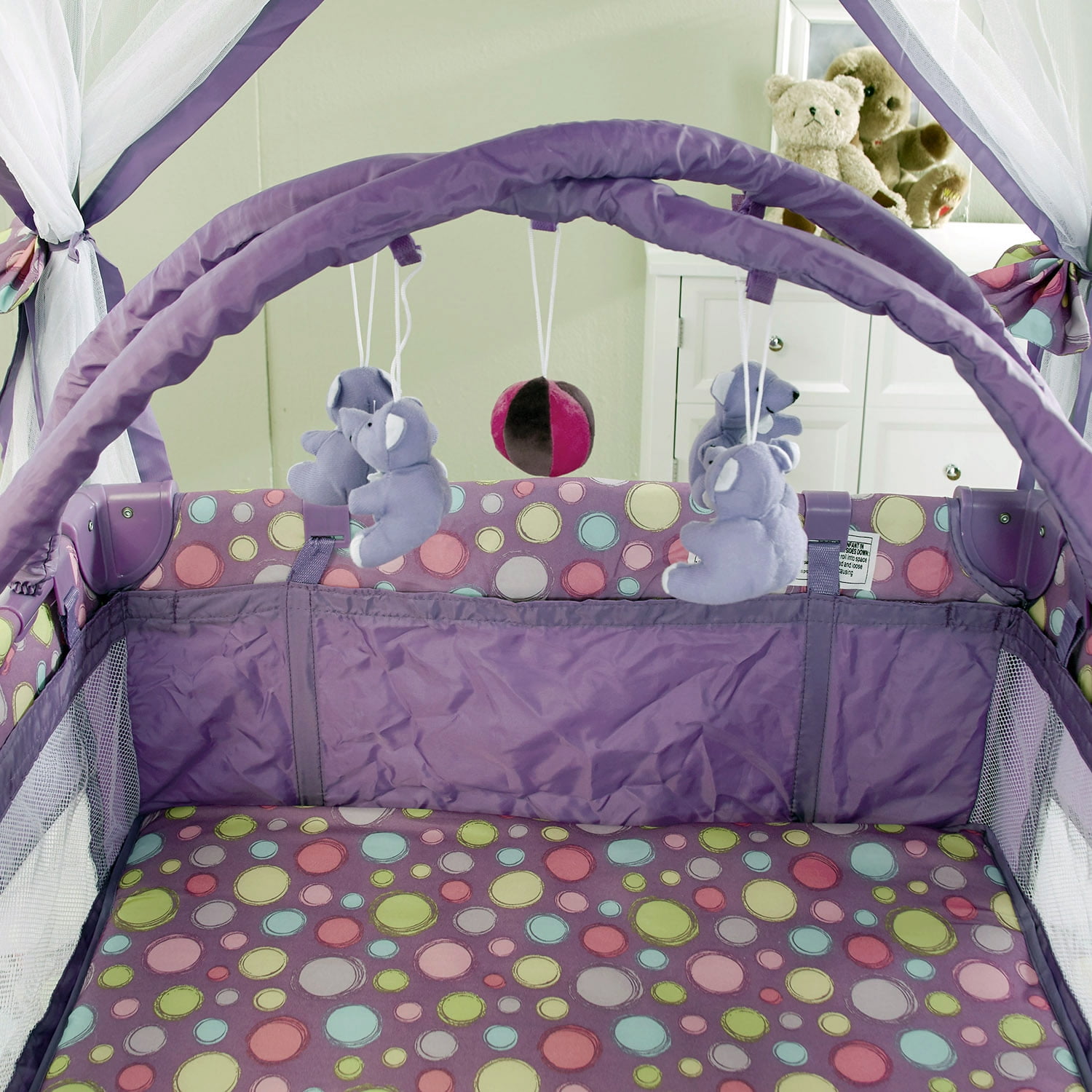 big oshi playard with mosquito net