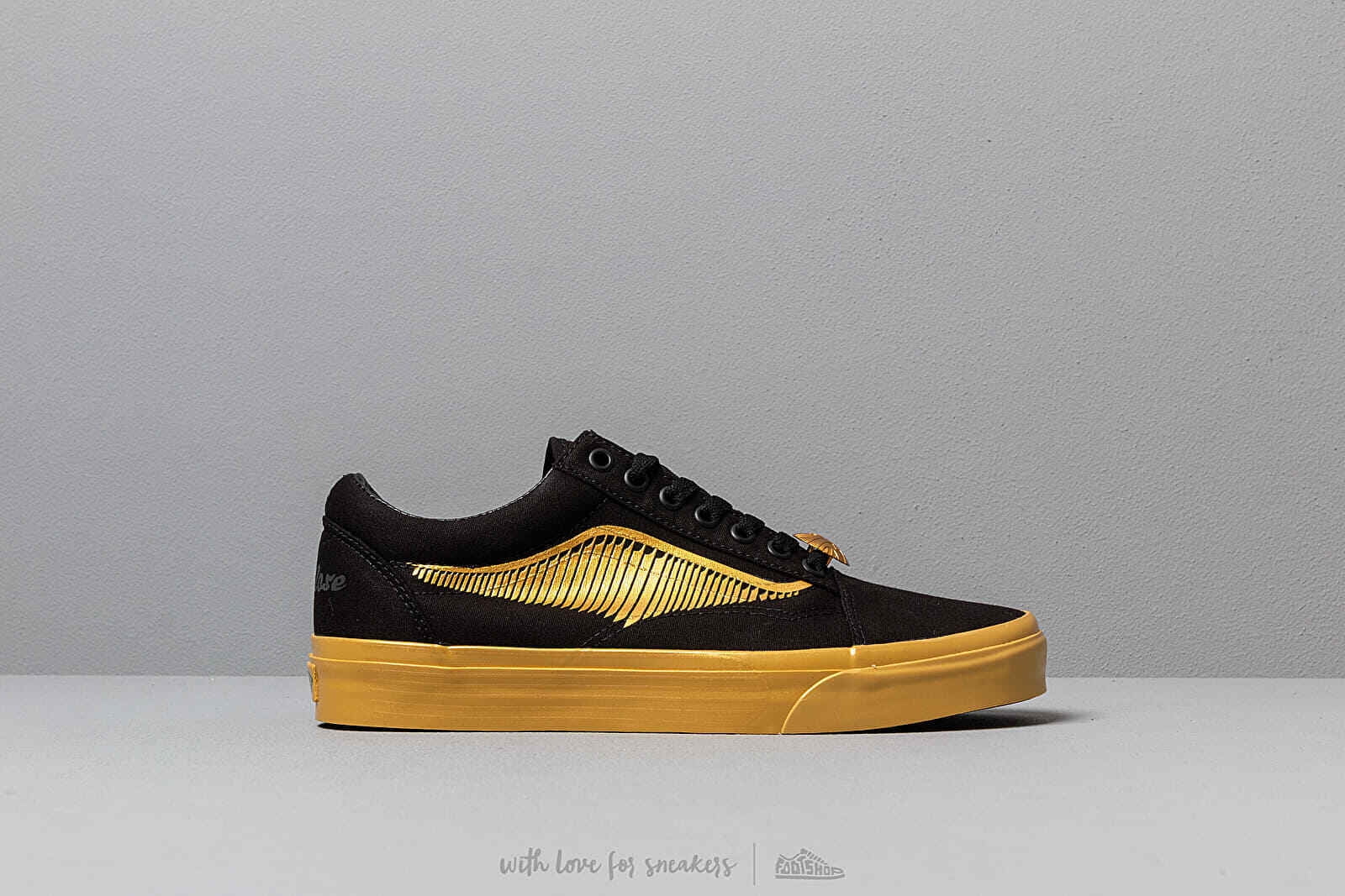 Men's shoes Vans x Harry Potter Old Skool Golden Snitch/ Black