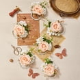thumbnail image 3 of Juego de 6 Corsages de Muñeca con Rosas Champagne Serwalin para Bodas y Promociones, 3 of 7