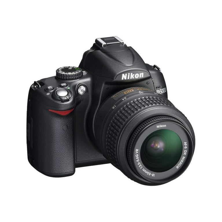 Nikon D5000 ＋ AF-S DX VR Zoom-Nikkor Amazon.com : Nikon D5000 12.3 MP DX Digital SLR Camera with