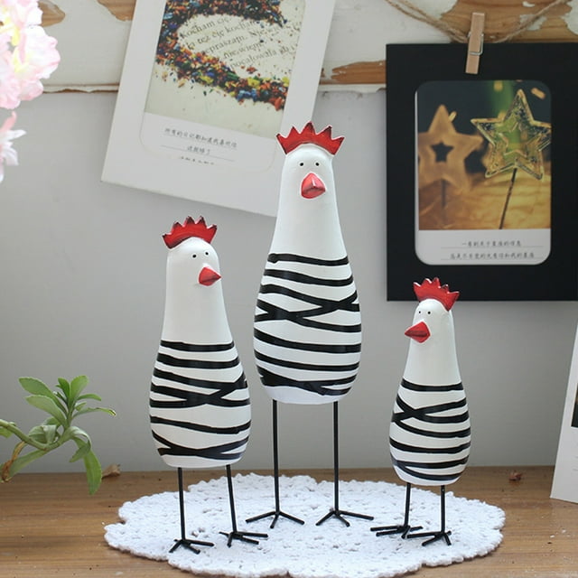Rooster Chicken Figurine Statue Ornament Farm Animals Figure Collection Decor