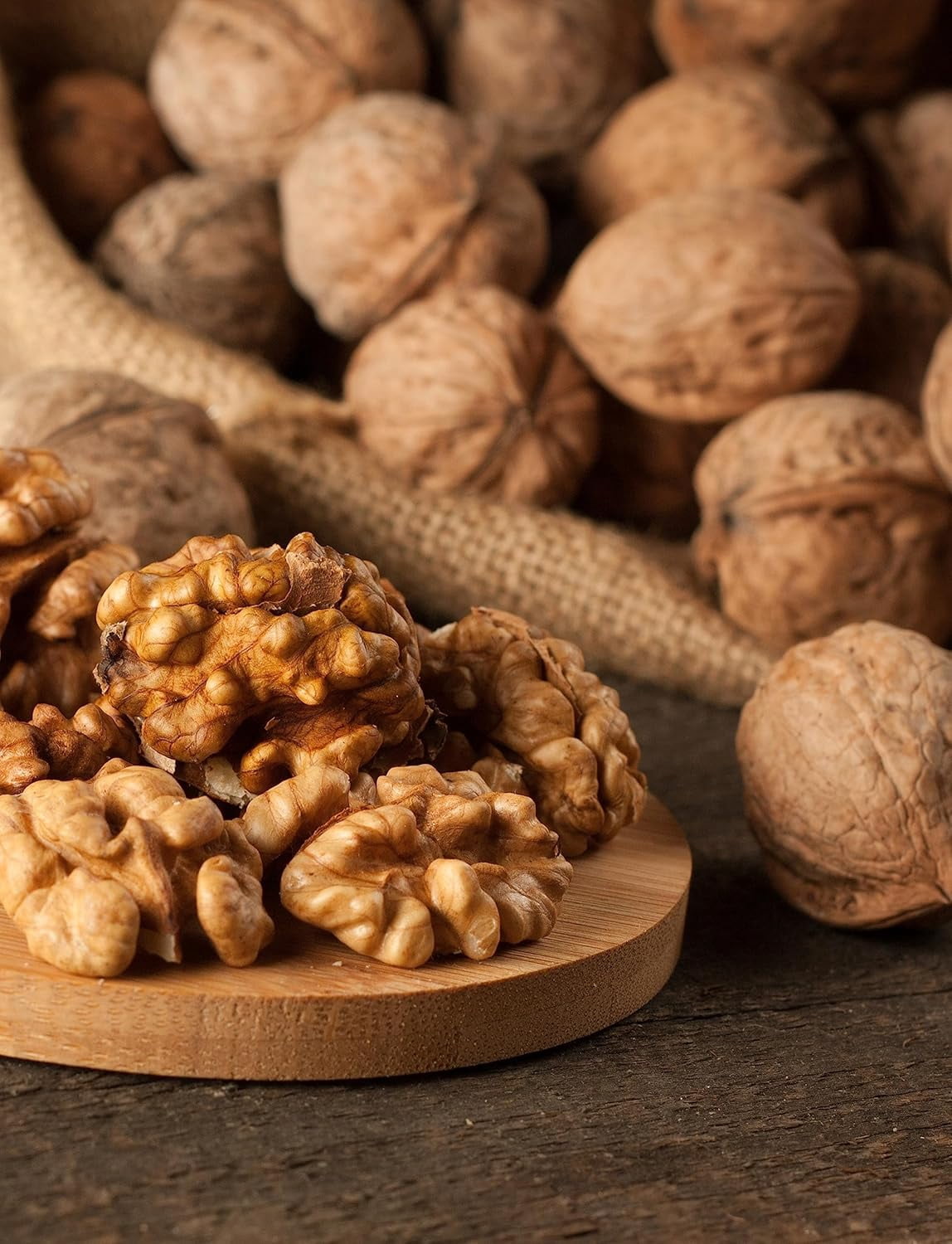 Anna and Sarah Walnuts in Shell, Jumbo, Fresh, Buttery Taste, Easy to Crack, California Chandler, Natural Shells, Not Bleached (5.5 Lbs)