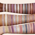 thumbnail image 3 of Paleta de sombras de ojos Lamora Nude Pink, 12 tonos, talla de viaje, 3 of 9