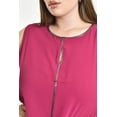thumbnail image 4 of Blusa sin manga con detalle metalico Roman Fashion /Tallas Extras, 8006 (Magenta) fucsia oscuro 42, 4 of 6