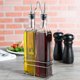thumbnail image 3 of Soro Essentials - Juego de 2 vinagreras cuadradas de vidrio de 473 ml con vertedor de acero inoxidable - Dispensador de vinagre y aceite de oliva - Aceiteras de cocina con vertedor - Recipiente, 3 of 5