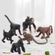 thumbnail image 4 of Estatuilla de chimpancé Hugo Juguete Educativo Decoración Para Tartas, 4 of 10