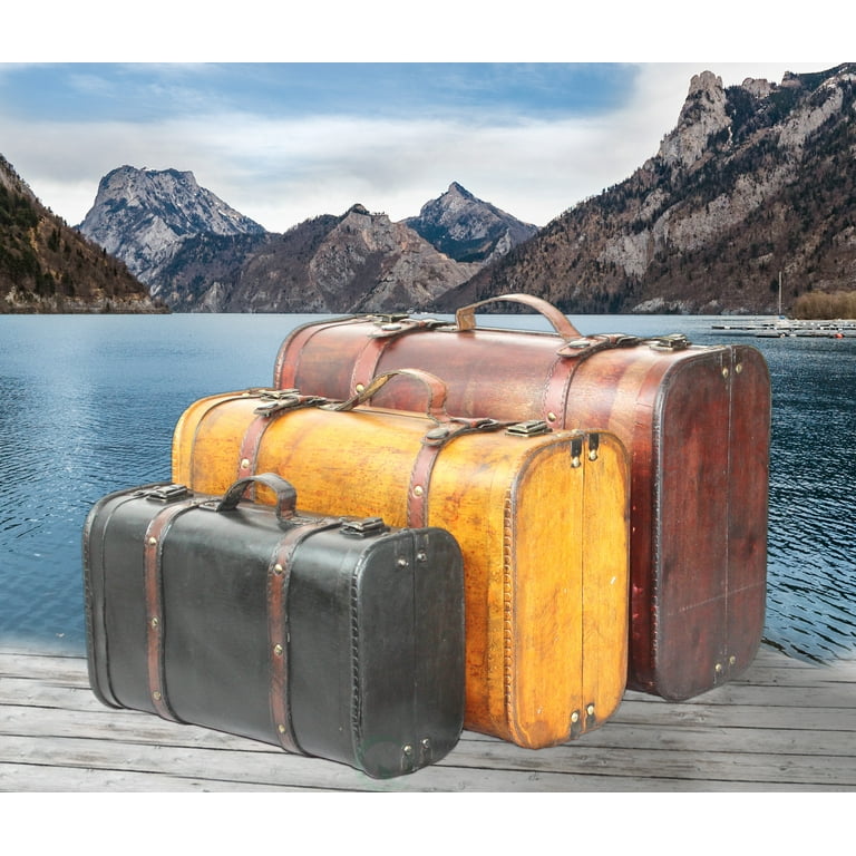 Vintage Luggage & Trunks: Where to Begin