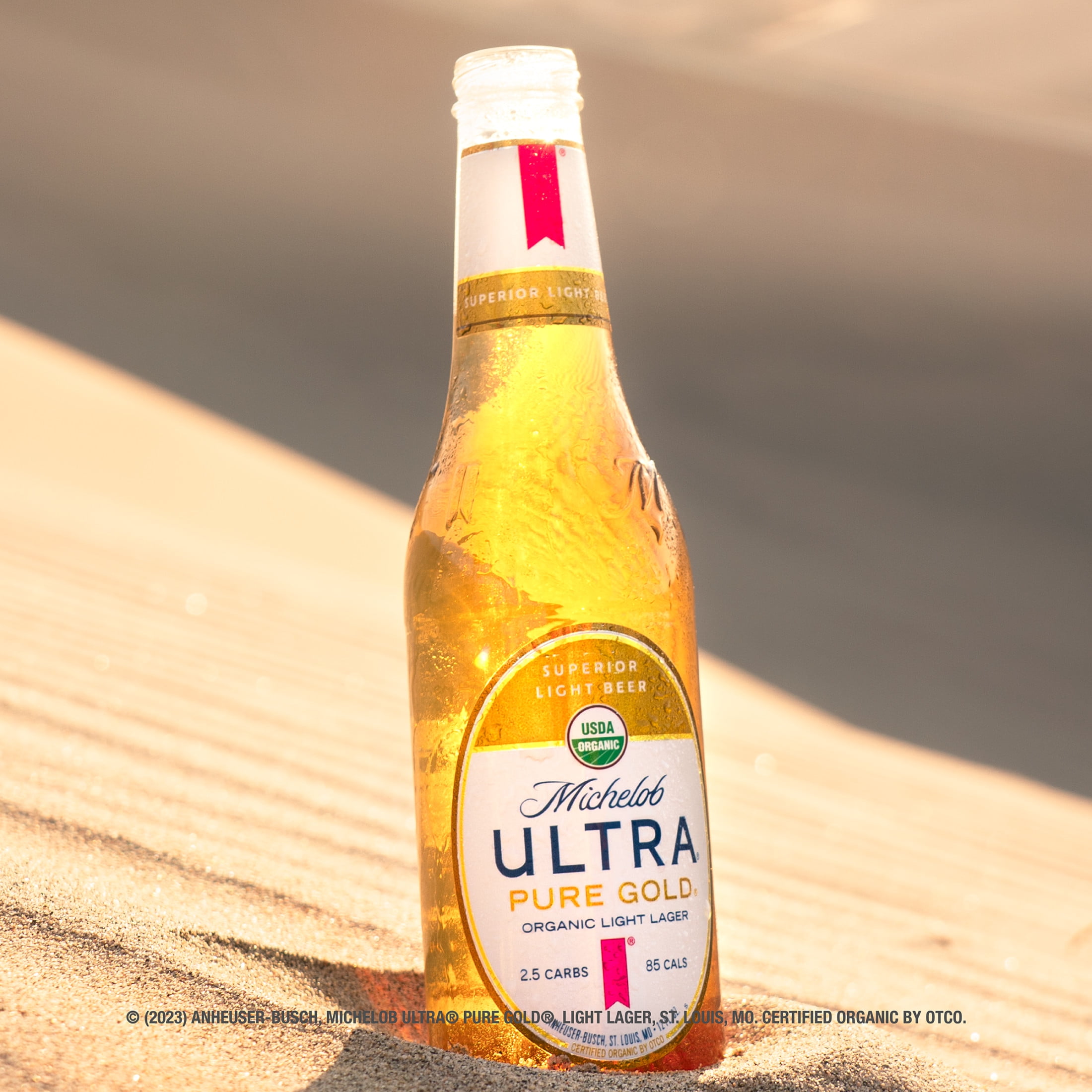 Michelob ULTRA Pure Gold Organic American Lager Beer 18 pack 12 fl oz Glass Bottles 3.8% ABV