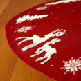 thumbnail image 2 of Falda de árbol de Navidad de punto, decoración rústica de lujo con cable tejido (rojo 3D, 48"), 2 of 4