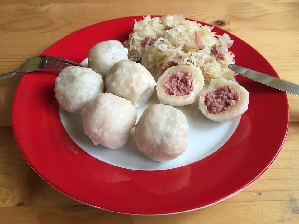 Dumpling Sauerkraut Meat Dumplings Sausage Dumpling20 Inch By 30 Inch