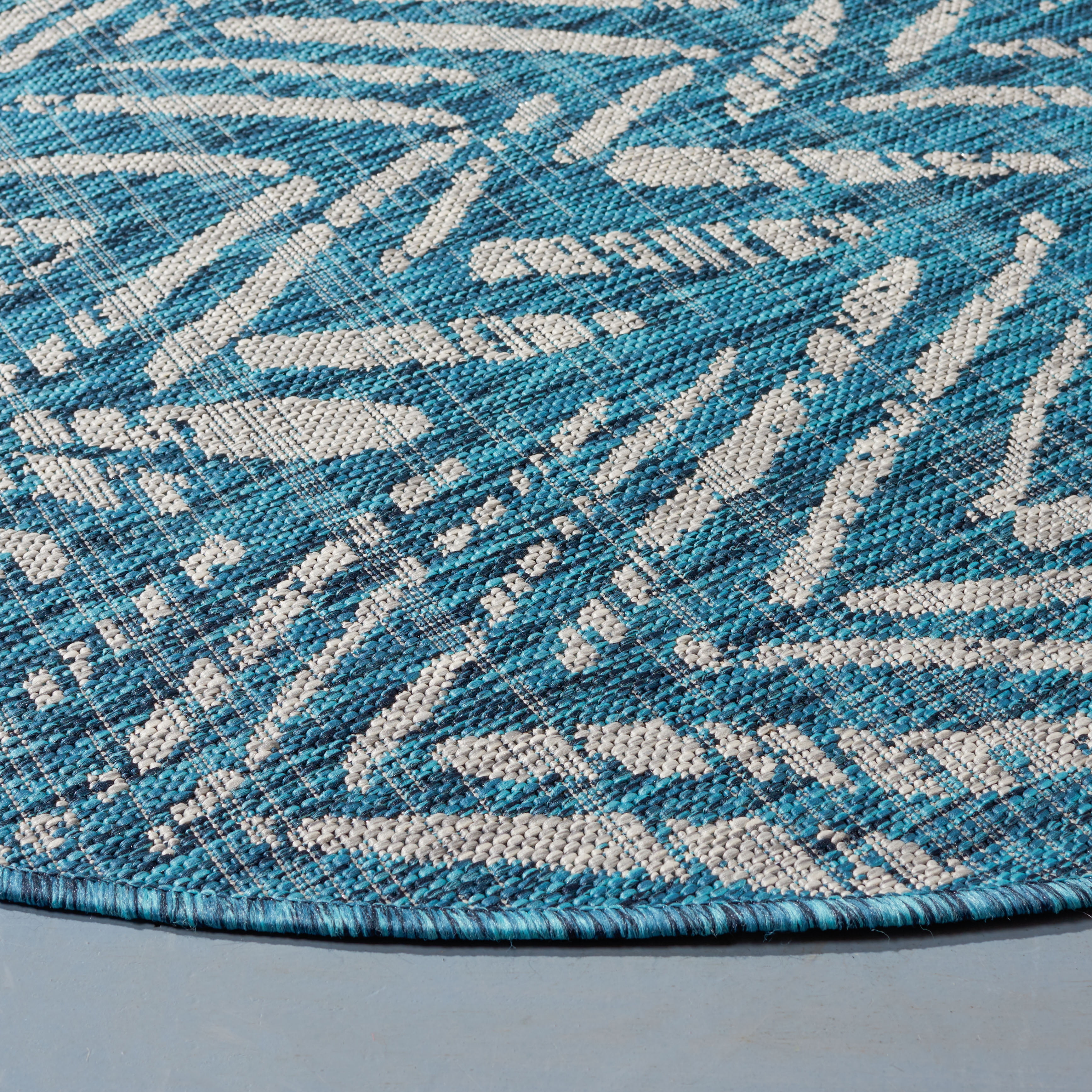 SAFAVIEH Courtyard Alfonso Chevron Indoor/Outdoor Area Rug, Blue/Grey, 6'7" x 6'7" Round