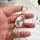 thumbnail image 1 of Reloj de cuarzo de lujo con forma ovalada para mujer, Mini caja con esfera de números romanos pequeños, relojes de banda de Metal completa, reloj de pulsera de nicho qym unisex, 1 of 2