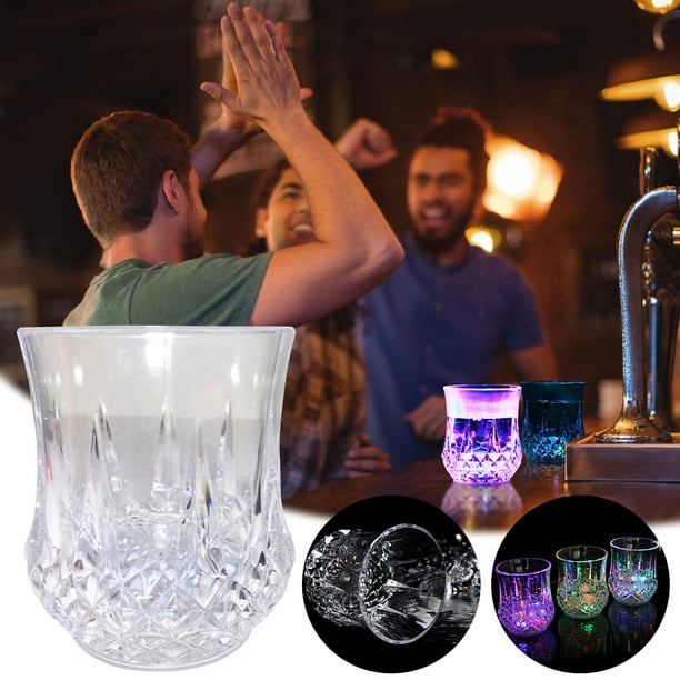 Vaso de cerveza LED brillante de colores - Copa de vino intermitente de inducción para bebidas de bar de fiesta - Vaso acrílico de 16oz con 7 luces cambiantes de color - Juego de 2