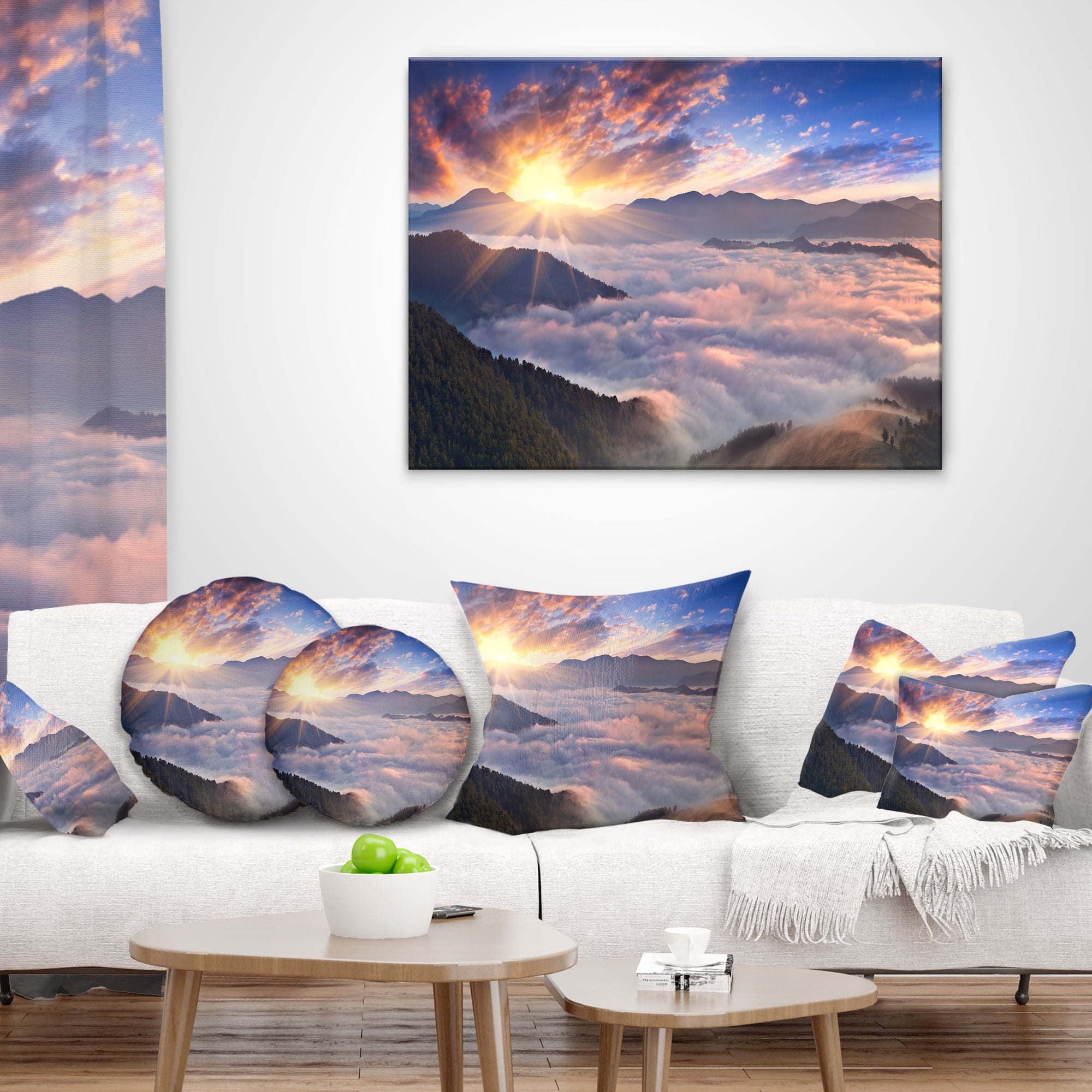 Designart Bright Sun in Misty Mountains - Landscape Photography Throw Pillow - 16x16