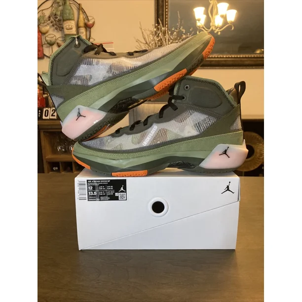 Ni-k-e AIR JORDAN XXXVII SP UNDEFEATED DV6255-300 SZ 12 DS REPUTABLE SELLER