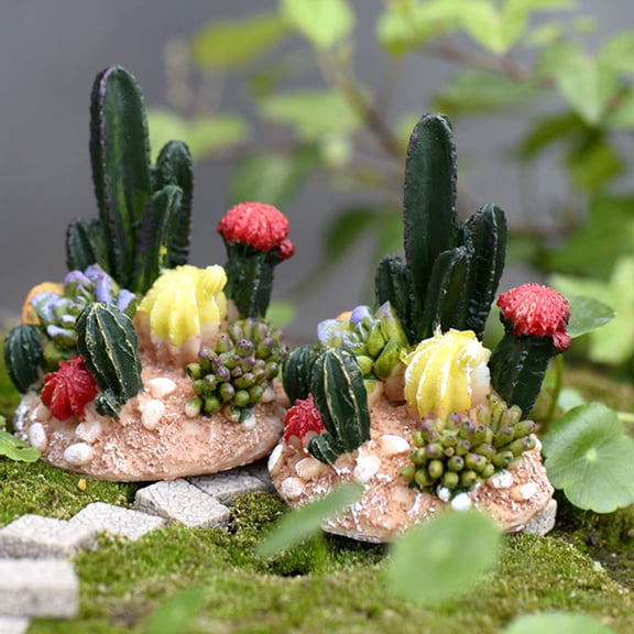 Minkissy 2Pcs Mini Cactus Figures Multi Home Decor