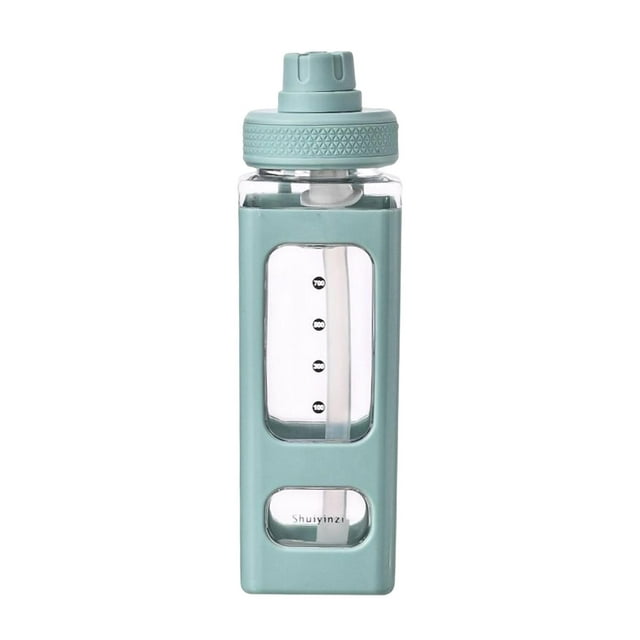 Botella de agua portátil con pajita de 700 ml. Asegúrate de beber suficiente agua a diario al aire libre. verde