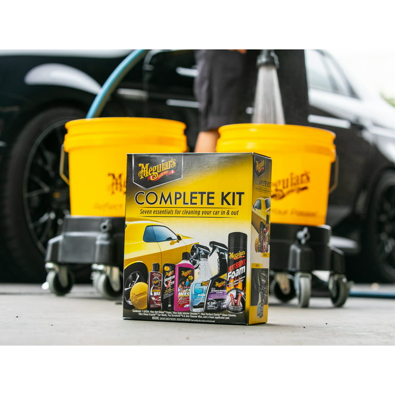 Meguiar's Complete Car Care Kit - The Ultimate Car Detailing Kit  for a Showroom Shine - Includes Products for Cleaning and Detailing for the  Interior and Exterior of your Car or