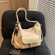 thumbnail image 3 of Bolso de mujer de gran capacidad de cuero suave retro de alta calidad 2025 nuevo bolso de hombro para uso diario bolso de mano de moda, 3 of 5