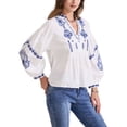 thumbnail image 4 of Blusa bordada de verano para mujer Inspire Chic, con cuello en V, de manga larga, top casual, color blanco M, 4 of 6