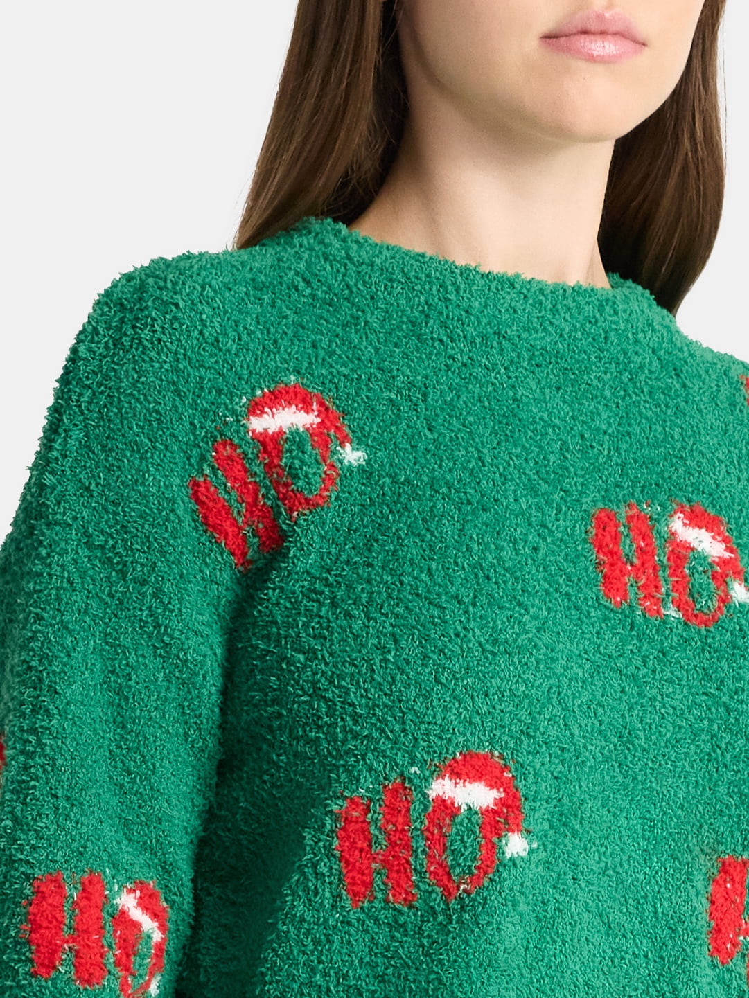 No Boundaries Christmas Plush Sweater and Shorts Set, 2-Piece, Women’s