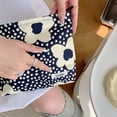 thumbnail image 1 of Bolsa de cosméticos para mujer Bolsa de lápiz labial floral Bolsa de artículos de tocador Organizador (patrón dos) Ndcxsfigh  Para Estrenar, 1 of 9