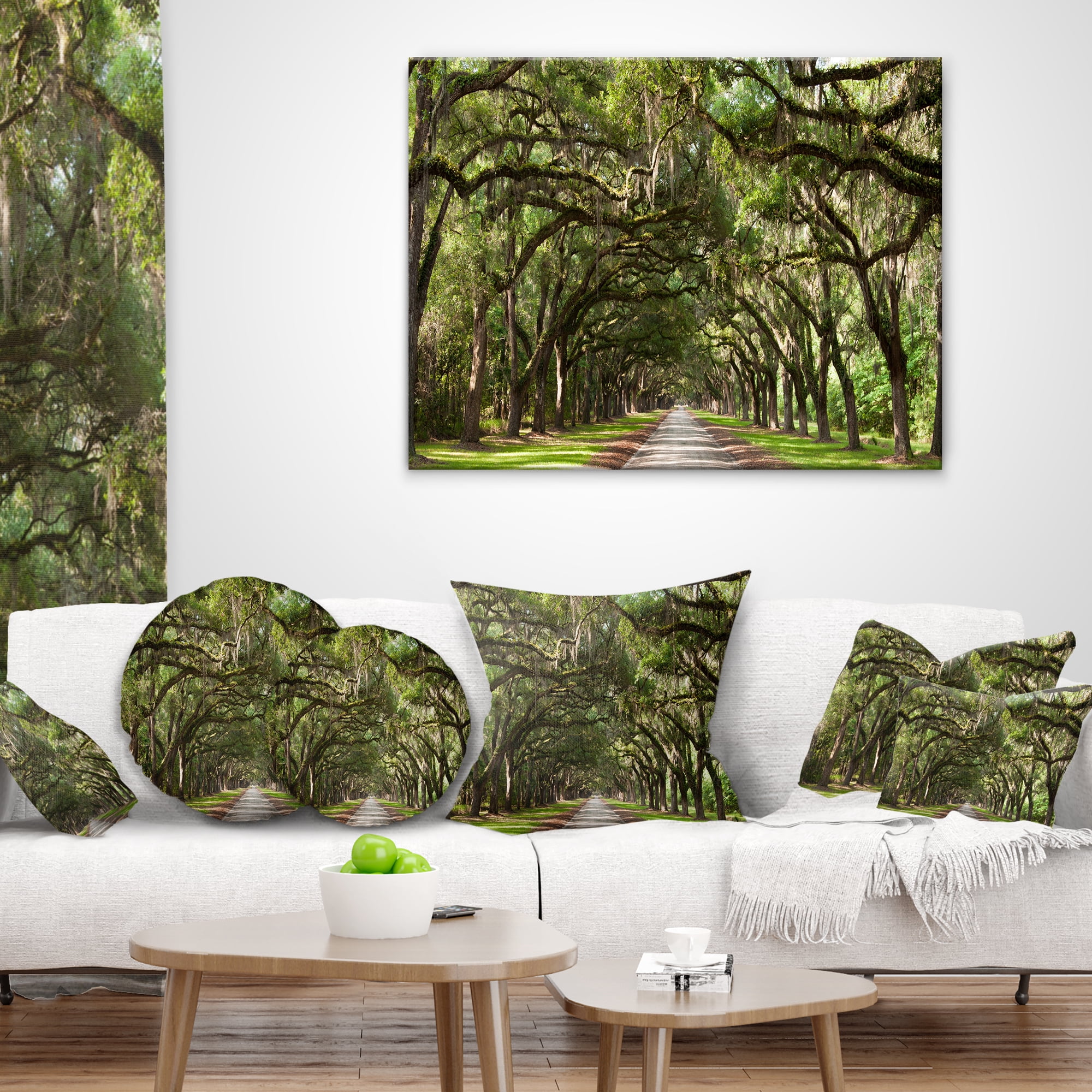 Designart Live Oak Tunnel - Photography Throw Pillow - 18x18
