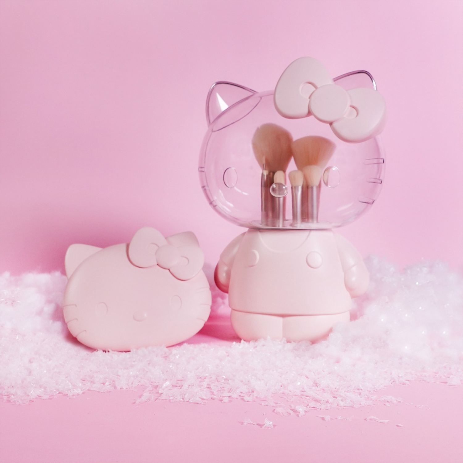 Impressions Vanity Hello Kitty 6 Pcs Makeup Brush Set with Clear Cloche, Soft Makeup Brushes (Pink) - image 3 of 12